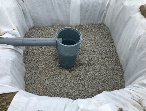 雨水浸透槽設置工事